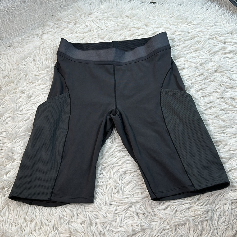 Lululemon Esker Short *lululemon lab Graphite Grey
